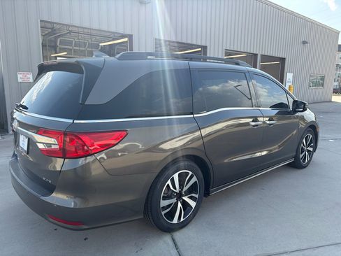 Used 2020 Honda Odyssey Elite image 8