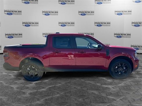 New 2025 Ford Maverick Lariat w/ Black Appearance Package image 6