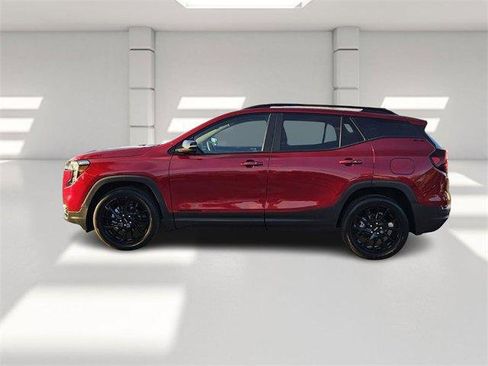 Certified 2024 GMC Terrain SLE w/ Driver Convenience Package image 2