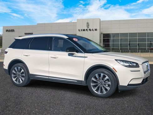 Certified 2021 Lincoln Corsair Reserve w/ Elements Package image 2