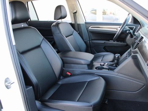 Used 2019 Volkswagen Atlas SE w/ Towing Package image 27