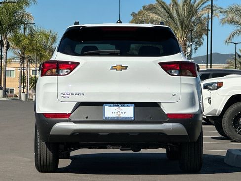 New 2026 Chevrolet TrailBlazer LT w/ LPO, Blackout Package AWD/4WD image 5