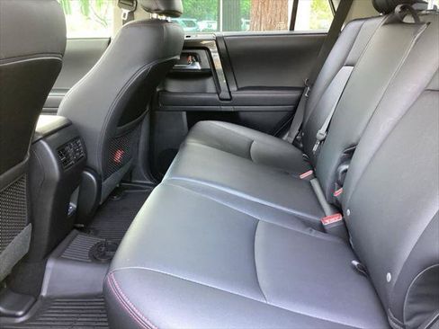 Certified 2023 Toyota 4Runner TRD Off-Road Premium AWD/4WD image 5