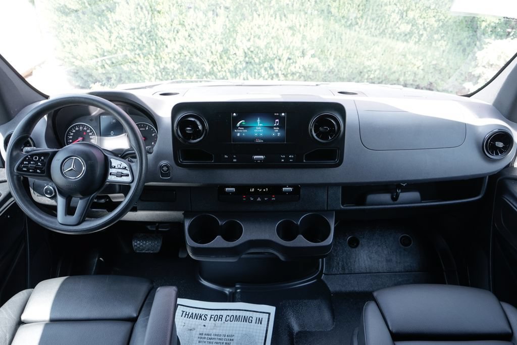 Used 2024 Mercedes-Benz Sprinter 2500 w/ Acoustic Package image 29