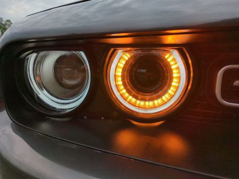 Used 2022 Dodge Challenger GT AWD/4WD image 10