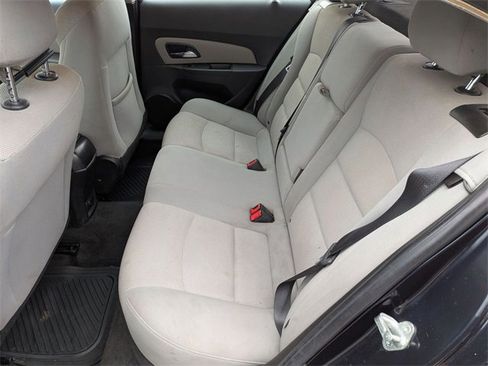 Used 2014 Chevrolet Cruze LT image 22