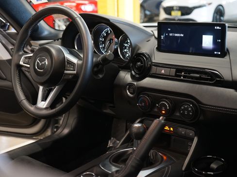 Used 2025 MAZDA MX-5 Miata Club w/ Brembo/BBS Recaro Package RWD image 18