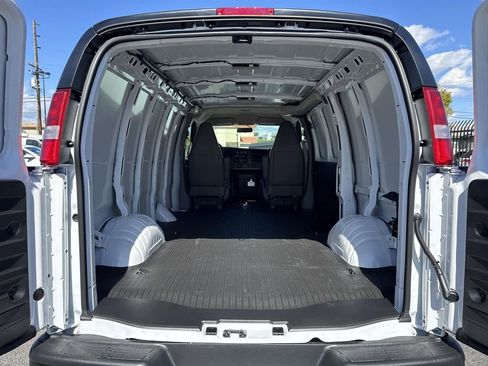New 2025 Chevrolet Express 2500 w/ Driver Convenience Package image 22
