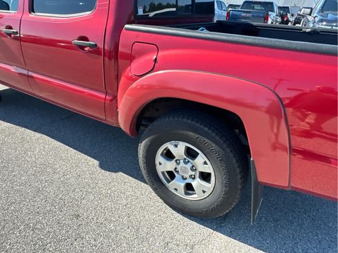 Used 2011 Toyota Tacoma 4x4 Double Cab w/ SR5 Pkg #2 image 3