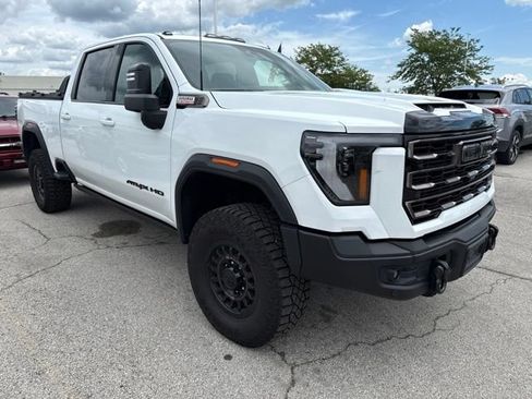 Used 2025 GMC Sierra 2500 AT4X w/ AT4X AEV Edition AWD/4WD image 9