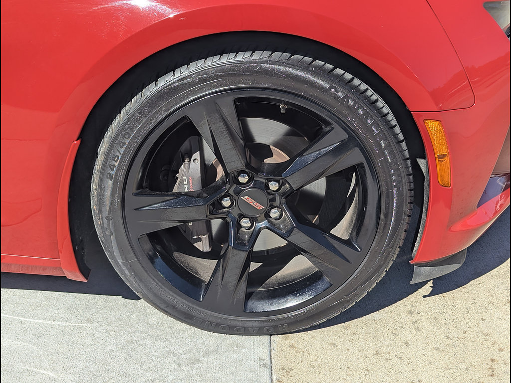 Used 2016 Chevrolet Camaro SS RWD image 17