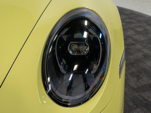 Used 2025 Porsche 911 Carrera image 29