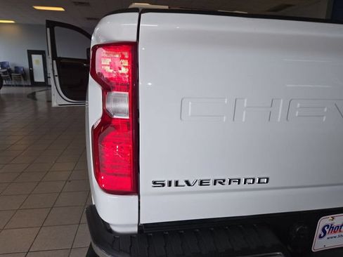 Used 2025 Chevrolet Silverado 2500 LT AWD/4WD image 29