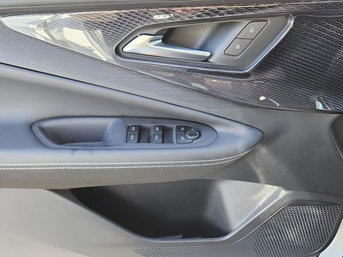 New 2025 Chevrolet Blazer EV LT w/ Midnight/Sport Edition image 11