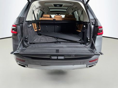 Used 2024 BMW X7 xDrive40i AWD/4WD image 28