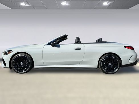 Used 2026 Mercedes-Benz CLE 300 4MATIC Cabriolet image 2