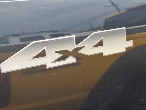 Used 2003 Chevrolet Avalanche 4x4 w/ Personal Security Package image 5