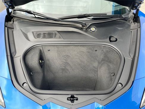 Used 2023 Chevrolet Corvette Stingray w/ Z51 Performance Package image 24