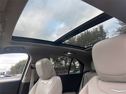 Used 2023 Cadillac XT4 Premium Luxury w/ Technology Package image 11