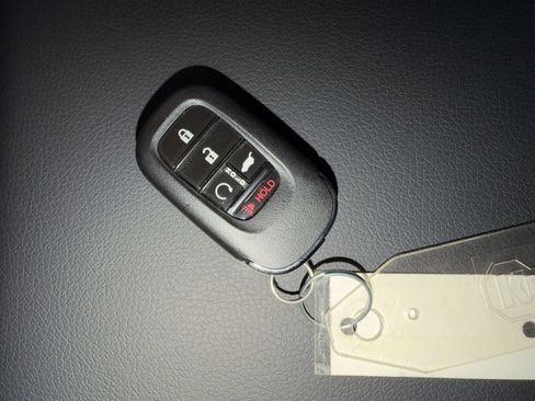 New 2026 Honda Pilot Touring image 15