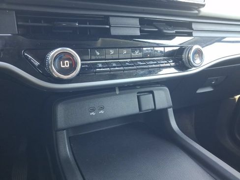Used 2024 Honda Prologue Touring image 30