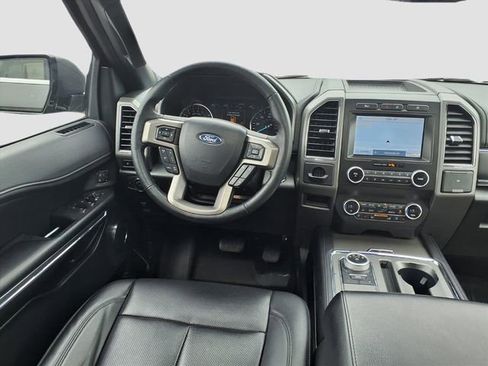 Used 2021 Ford Expedition XLT image 14