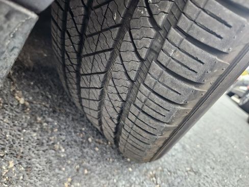 Used 2021 Buick Enclave Avenir w/ Avenir Technology Package image 26