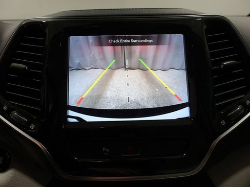 Certified 2020 Jeep Cherokee Limited AWD/4WD image 26