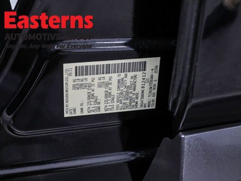 Used 2021 Nissan Rogue SV w/ Premium Package image 39