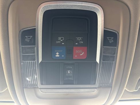 Used 2022 RAM 2500 Laramie AWD/4WD image 20