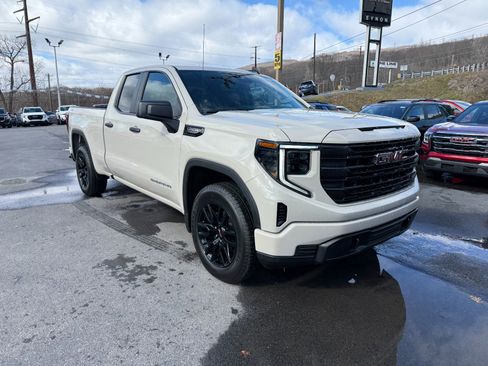 New 2026 GMC Sierra 1500 Pro w/ Graphite Edition AWD/4WD image 7