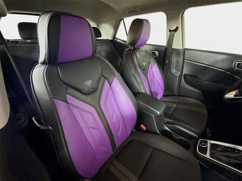 Used 2022 Hyundai Venue SEL w/ Cargo Package FWD image 25