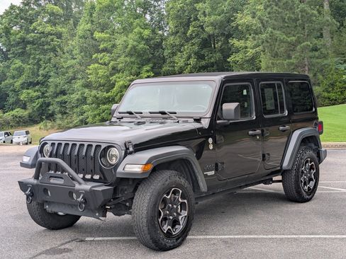 Used 2021 Jeep Wrangler Unlimited Sport w/ Sun And Sound Package AWD/4WD image 5