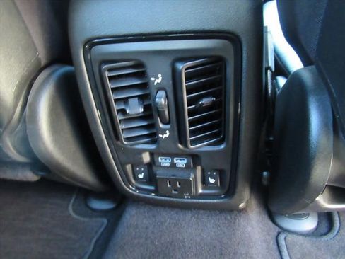 Used 2022 Dodge Durango Citadel image 13