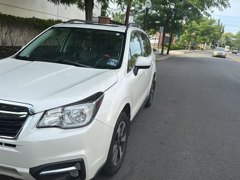 Used 2018 Subaru Forester 2.5i Limited AWD/4WD image 1