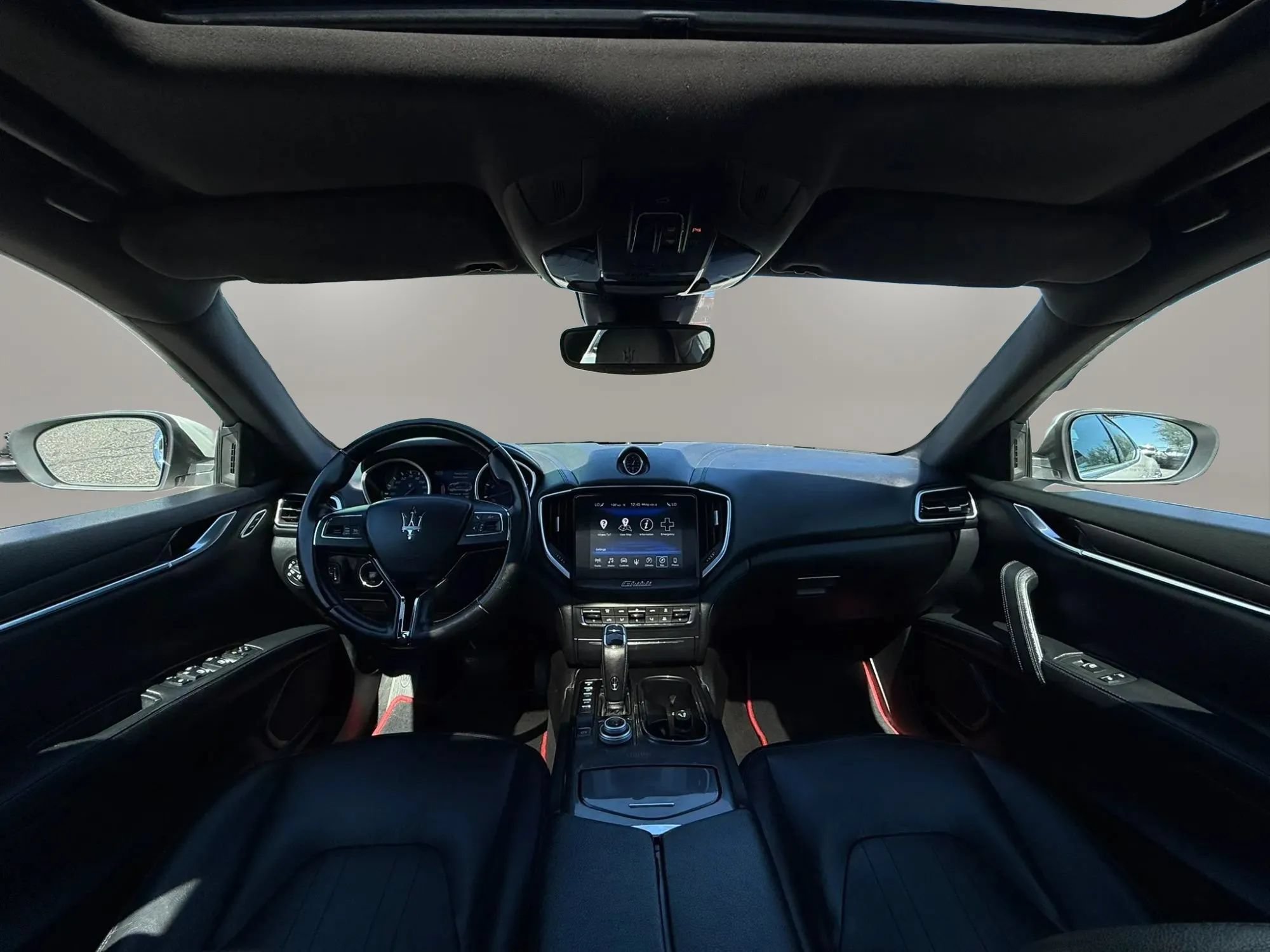 Used 2019 Maserati Ghibli RWD image 16