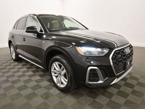 Used 2023 Audi Q5 2.0T Premium w/ Convenience Package AWD/4WD image 10