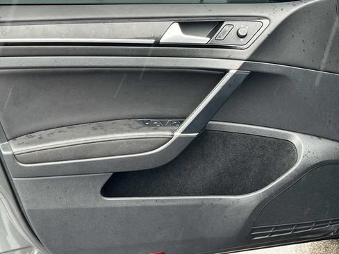 Used 2019 Volkswagen Golf R 4-Door AWD/4WD image 23