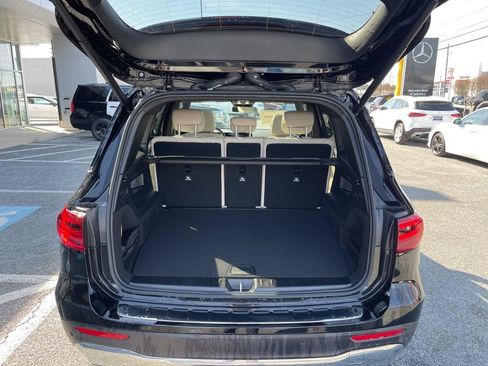 Used 2026 Mercedes-Benz GLB 250 4MATIC image 25