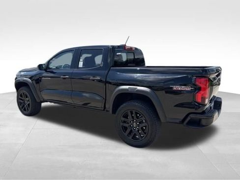 Certified 2024 Chevrolet Colorado Trail Boss AWD/4WD image 3