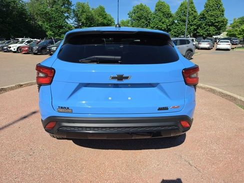 Used 2024 Chevrolet Trax RS FWD image 4