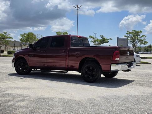 Used 2019 RAM 1500 Classic SLT RWD image 4