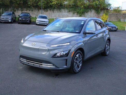 Used 2023 Hyundai Kona SEL w/ Cargo Package image 3