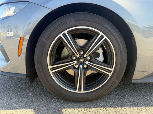 Used 2024 Ford Mustang Coupe image 9