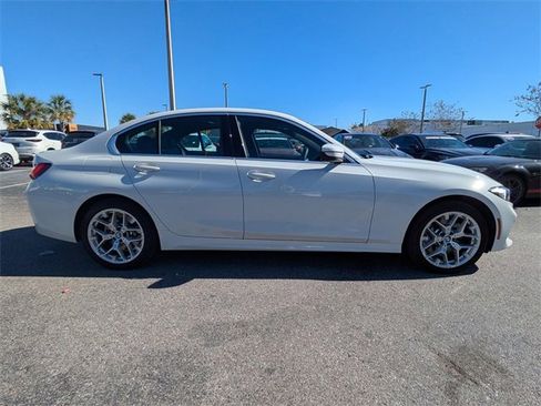 Used 2025 BMW 330i xDrive Sedan image 2