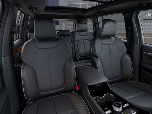 New 2026 Jeep Grand Cherokee Summit AWD/4WD image 16