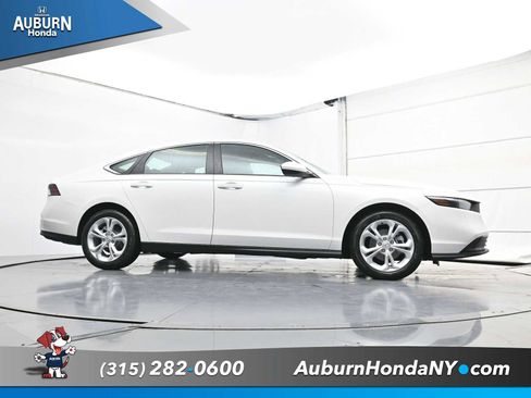 New 2025 Honda Accord LX image 23