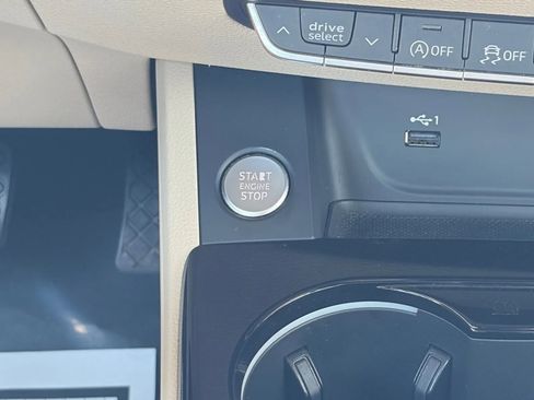 Used 2021 Audi A4 2.0T Premium w/ Convenience Package image 24