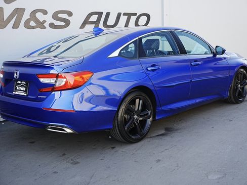 Used 2019 Honda Accord Sport image 4