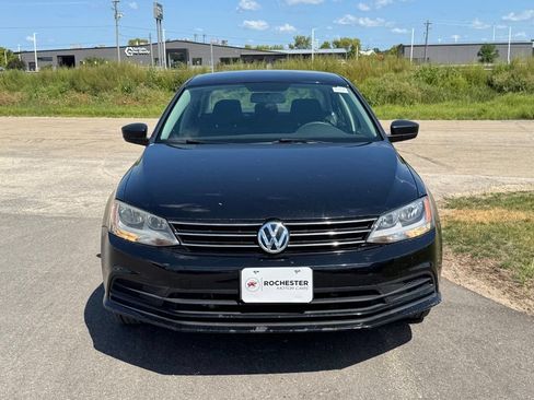 Used 2016 Volkswagen Jetta SE FWD image 30